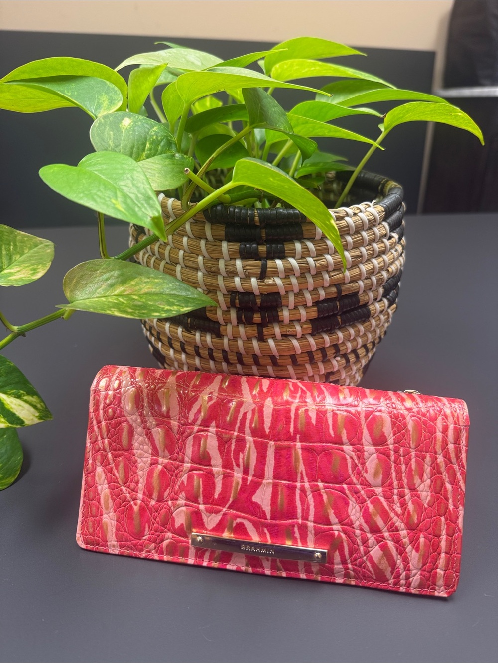Brahmin Ady Beloved Pink/Gold
Leather Wallet❣️